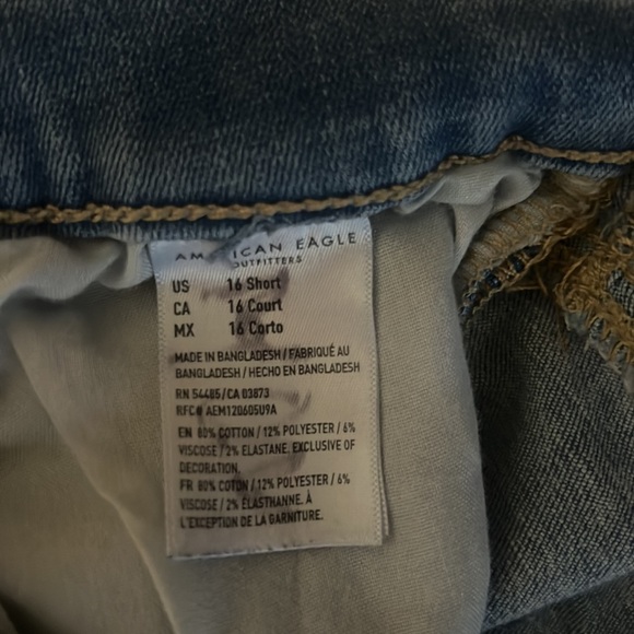 Curvy American Eagle super high rise jeggin crop - Picture 6 of 6